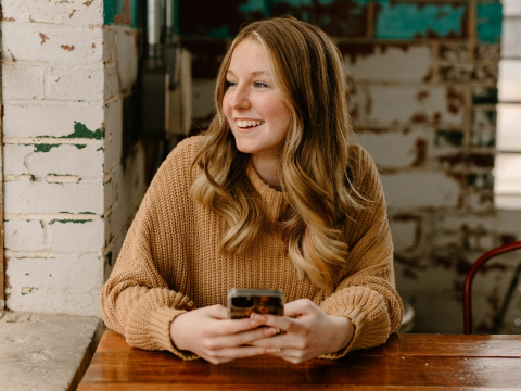 Τα 5 ζώδια που δεν το έχουν καθόλου με τα μηνύματα - Ταυτίσου ελεύθερα