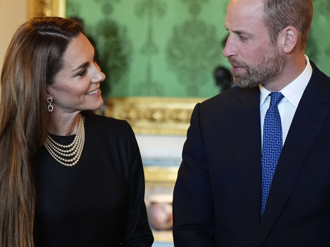 Ο πρίγκιπας Ουίλιαμ και η Κέιτ Μίντλετον αποκαλύπτουν τη χριστουγεννιάτικη κάρτα του 2025