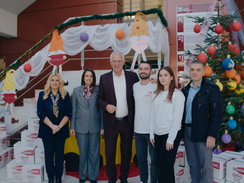 ΓΙΩΤΗΣ Α.Ε.: Χριστουγεννιάτικες εθελοντικές δράσεις των εργαζομένων στο πλαίσιο του Προγράμματος «Θρέφουμε με Αγάπη»