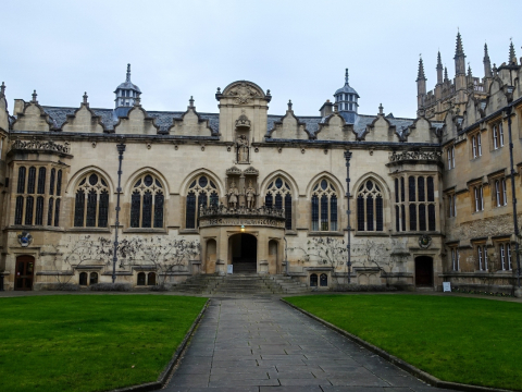 «Rage bait» η λέξη της χρονιάς για το 2025 του Λεξικού της Οξφόρδης