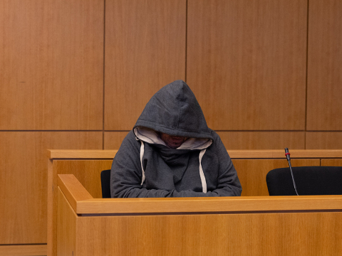 Γερμανία: Νάρκωνε, βίαζε και βιντεοσκοπούσε τη σύζυγό του επί χρόνια - Καταδικάστηκε σε 8,5 χρόνια φυλάκιση