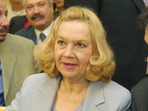 Πέθανε η Ντόρα Γιαννακοπούλου στα 88 της: Μεγάλο κενό αφήνει η «μούσα» του Θεοδωράκη