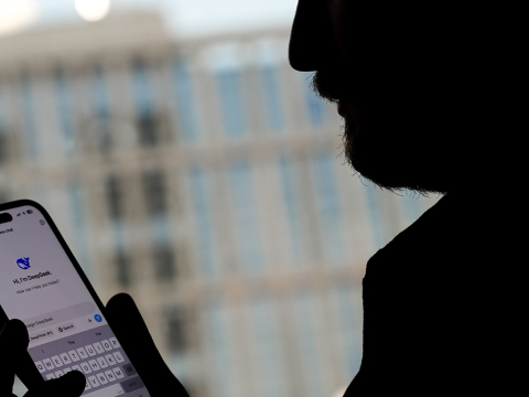 Γνωστός dating coach "πιάστηκε στα πράσα" για φοροδιαφυγή - Μέσω TikTok εντοπίστηκε από την ΑΑΔΕ