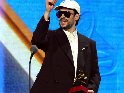 Ο Bad Bunny στέλνει μήνυμα ενότητας στο νέο τρέιλερ του Super Bowl LX - «Είστε όλοι καλοδεχούμενοι»