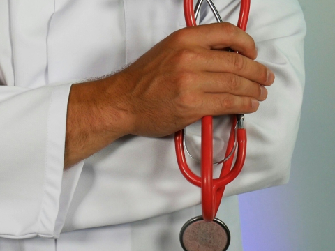 Ντόμινο αντιδράσεων από την απόσυρση φαρμάκου για τον καρκίνο του παχέος εντέρου