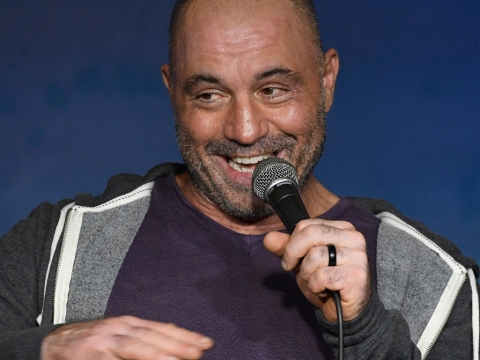 Τζο Ρόγκαν: 10 ακραία fake news από το γνωστότερο podcast του πλανήτη