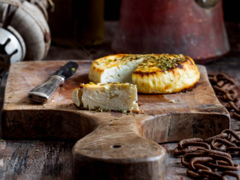 Ψητή ρικότα με λίγα υλικά και υπέροχη γεύση