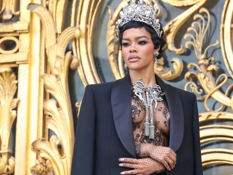 Schiaparelli: Το εντυπωσιακό haute couture show του οίκου και οι δημιουργίες που θυμίζουν έργα τέχνης