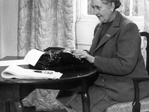 Πωλήθηκε η ιδιωτική αλληλογραφία της Αγκάθα Κρίστι - Ξεπέρασε κάθε εκτίμηση