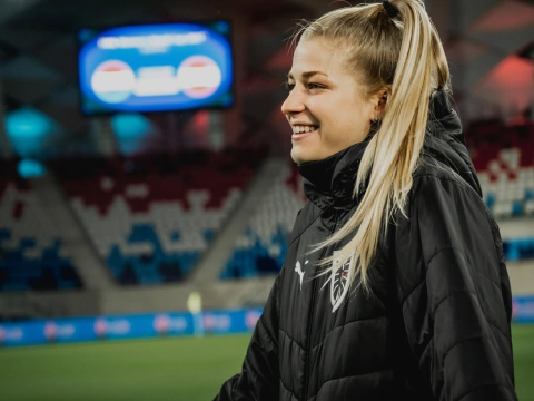 Ποδόσφαιρο γυναικών: Όταν συνέλαβαν τον κακοποιητή της Μαρί Χόμπινγκερ στις εξέδρες της Λίβερπουλ