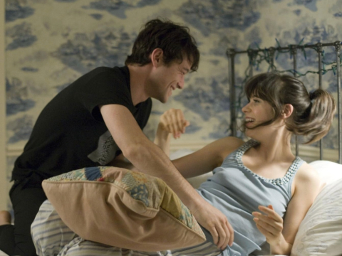 4 αντισυμβατικές ρομαντικές ταινίες για να δεις απόψε