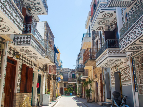 6 μαγευτικά αιγαιοπελαγίτικα χωριά για την άνοιξη