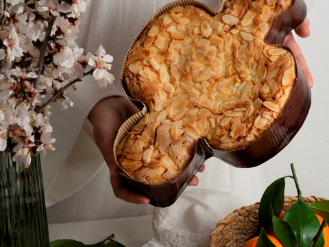 Κολόμπα: Το τσουρέκι των Ιταλών που έχει σχήμα περιστεριού