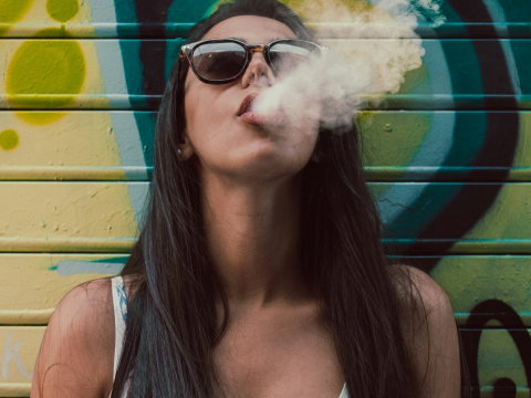  Εφηβεία και κάπνισμα: Aνησυχητική πρωτιά για την Ευρώπη