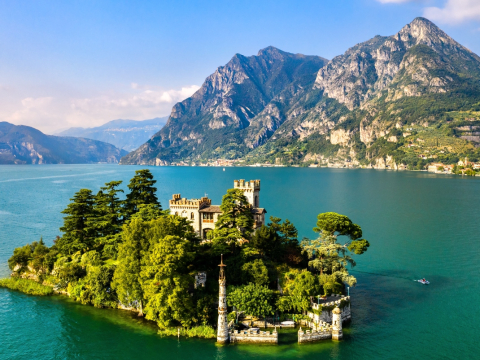 Ταξίδι στις μυστικές λίμνες της Ιταλίας
