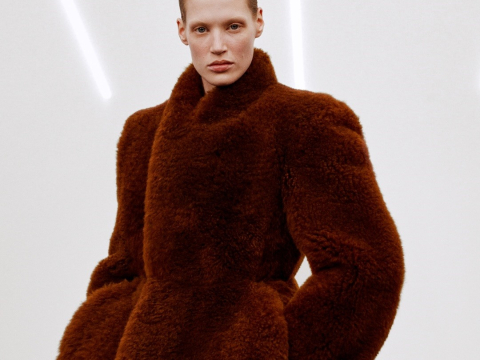 H νέα συλλογή της Φίμπι Φίλο, Collection E, ορίζει τι είναι cool και τι αβίαστα κομψό