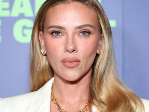 Είδαμε τη Σκάρλετ Γιόχανσον χωρίς μακιγιάζ. Και είναι ακόμα πιο όμορφη