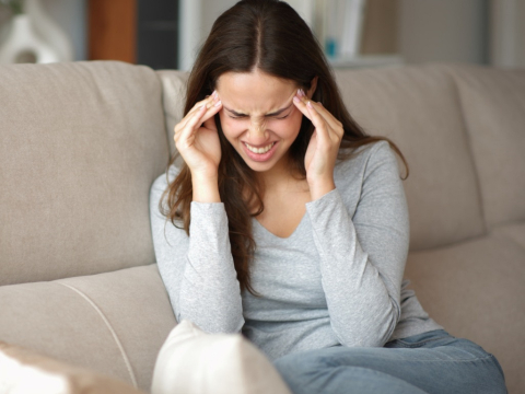 Ημικρανία στις γυναίκες: 7 στις 10 δεν λαμβάνουν εξατομικευμένη φροντίδα