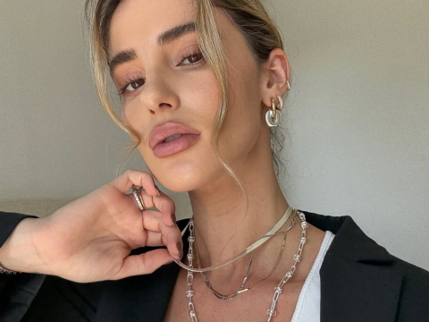 συσφικτική κρέμα ματιών