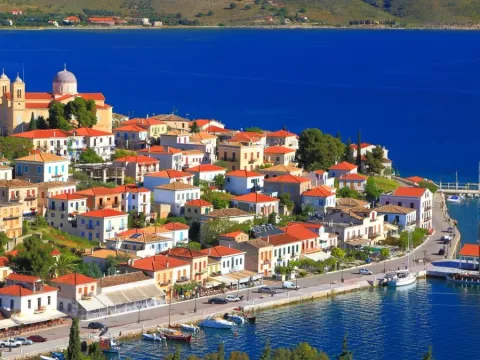 Δελφοί - Γαλαξίδι: Μια υπέροχη εκδρομή για την άνοιξη