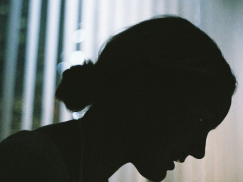 Την πυροβόλησε εξ επαφής στο κεφάλι και έφυγε. Η γυναικοκτονία της Ελευθερίας είναι άλλη μια μαύρη σελίδα - Ως πότε; 