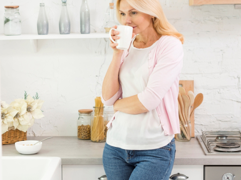 Εμμηνόπαυση και λίπος στην κοιλιά: Πώς να το μειώσεις αποτελεσματικά