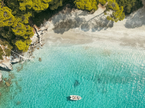 Δύο ελληνικά νησιά “σαρώνουν” παγκοσμίως για το 2026 - Και δεν είναι οι προορισμοί που φαντάζεσαι