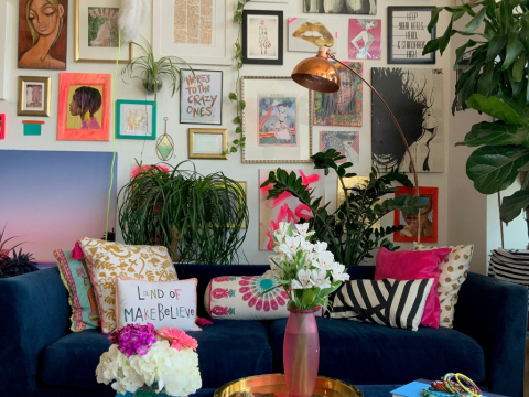 Πώς να στήσεις ένα gallery wall σαν interior designer