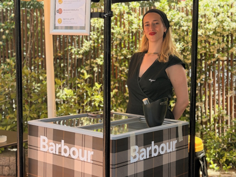 Η Kayak στη νέα συλλογή της Barbour