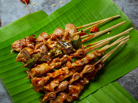 Σουβλάκια satay: Το ασιατικό street food που θα σε κερδίσει
