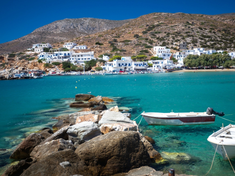 5 νησιά των Κυκλάδων στα οποία δεν χρειάζεστε αυτοκίνητο