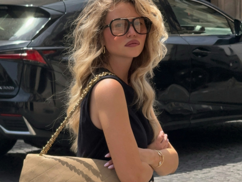 πώς να μην φουντώνουν τα μαλλιά μετά το μπάνιο