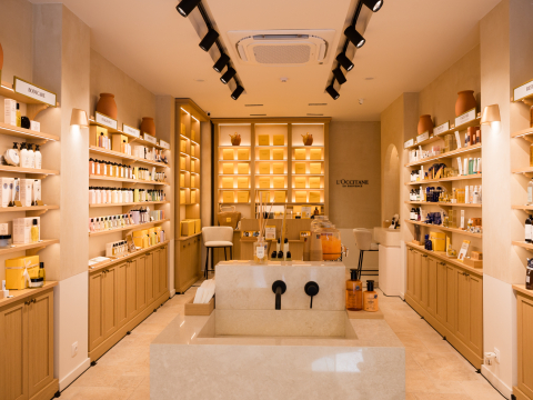 L’Occitane En Provence: Η νέα boutique άνοιξε τις πόρτες της στο Κολωνάκι.