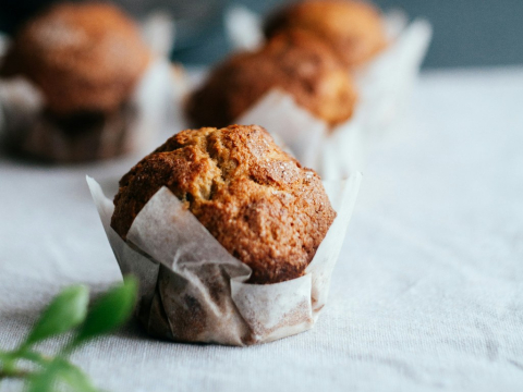 Το πιο απολαυστικό πρωινό; Muffins με μπανάνα, φυστικοβούτυρο και έξτρα πρωτεΐνη