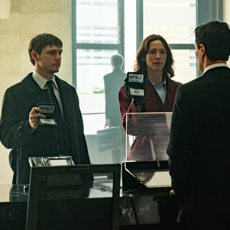 Είδαμε το The Beauty στο Disney+ και καταλάβαμε γιατί η νέα σειρά θρίλερ του Ράιαν Μέρφι είναι τόσο εθιστική