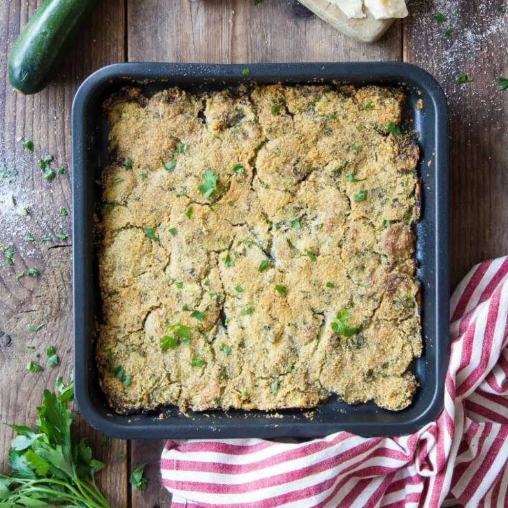 Η απόλυτη συνταγή για τραγανά κολοκυθάκια με παρμεζάνα στον φούρνο