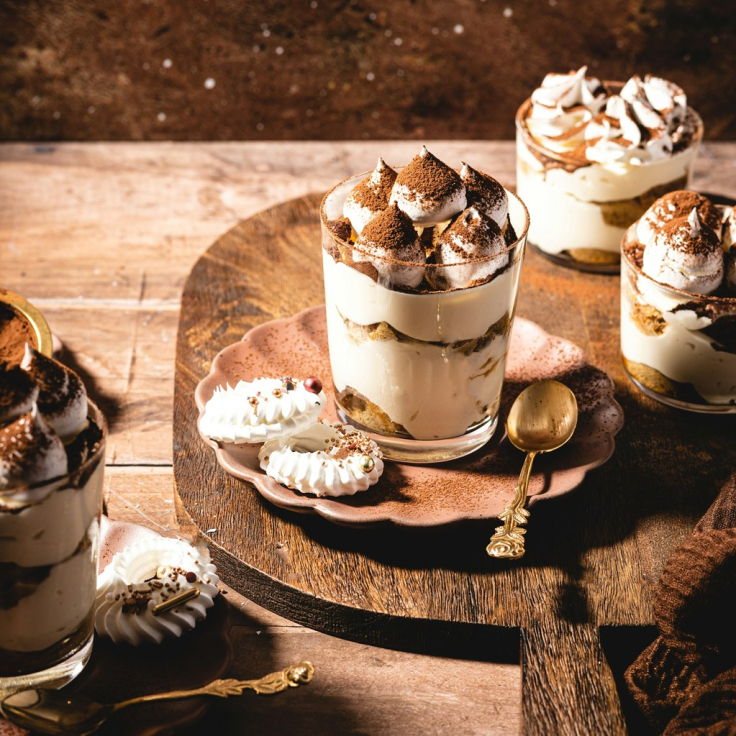 Έχεις ρικότα και μπισκότα; Φτιάξε το πιο ελαφρύ και απολαυστικό τιραμισού