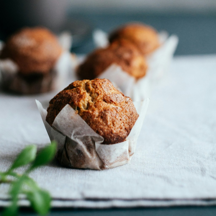Το πιο απολαυστικό πρωινό; Muffins με μπανάνα, φυστικοβούτυρο και έξτρα πρωτεΐνη