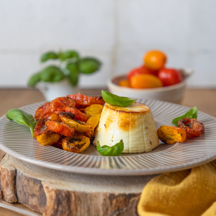 Ψητή ρικότα με ντοματίνια στο air fryer για ένα πιάτο γεμάτο γεύση