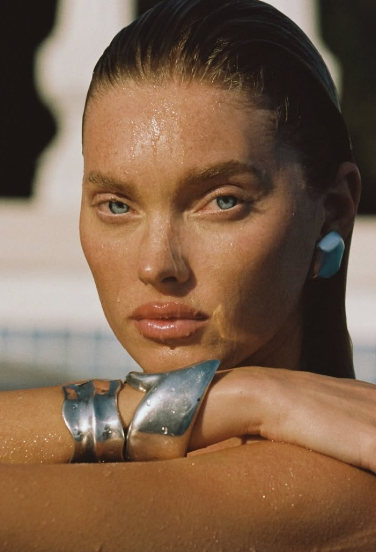 poolside_skin