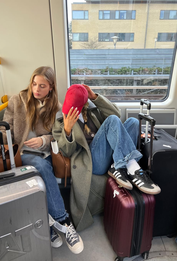 Καθαρά Δευτέρα: Όσα πρέπει να βάλεις στη βαλίτσα σου για να περάσεις ένα stylish τριήμερο