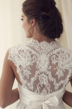 anna-campbell-lace-back-wedding-dress.jpg
