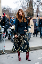 caroline-de-megrait-1.jpg