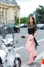 millennial-pink-street-style-2.jpg