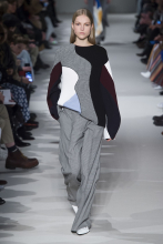 victoria-beckham-waw1718-041.jpg