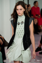 chloe-wss18-034.jpg
