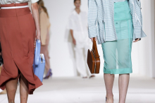 victoria-beckham-awss18-005.jpg
