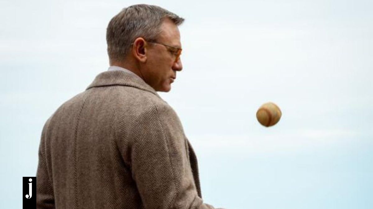 Knives Out 2 Νέες φωτογραφίες από το sequel Πότε θα κυκλοφορήσει η