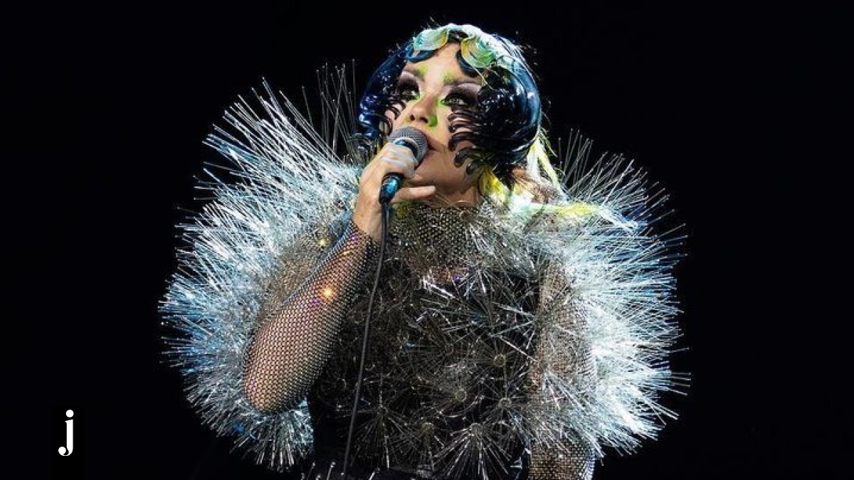 Coachella Η Björk αποτέλεσε μια οάση αισθητικής με τα experimental