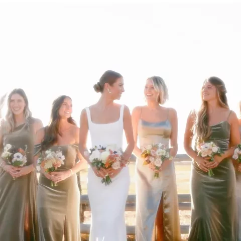 Wedding Style: Τα φλατ παπούτσια που μπορείς να φορέσεις σε έναν γάμο και θα απογειώσουν το look σου